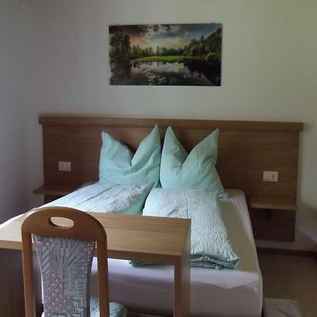 Haus Kleibert Bed and Breakfast Umhausen Exteriör bild