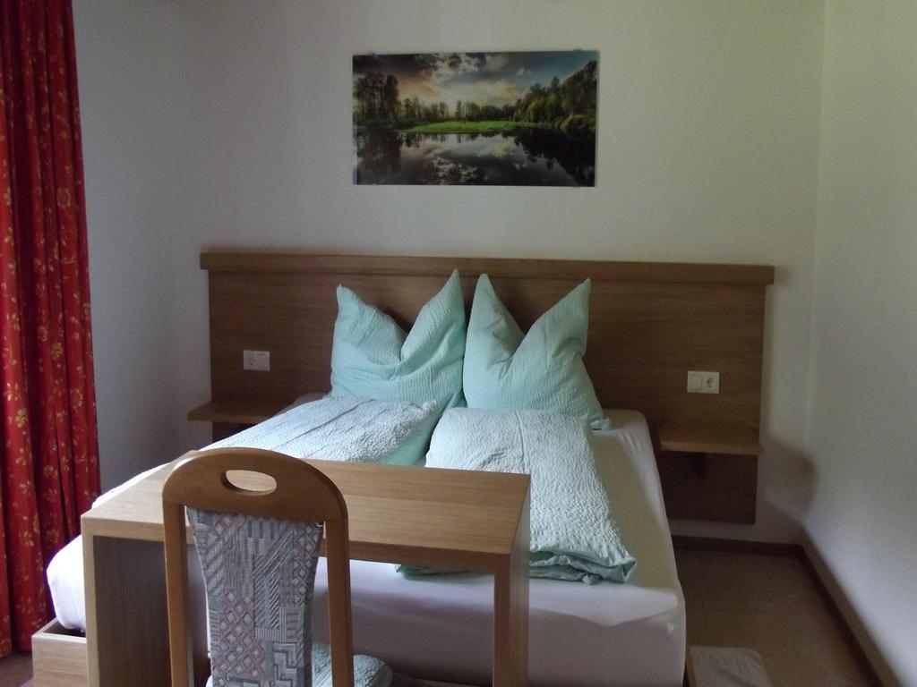 Haus Kleibert Bed and Breakfast Umhausen Exteriör bild